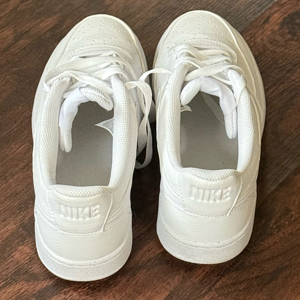 Nike Court Vision Low Men’s Sustainable Sneakers - Picture 9 of 16